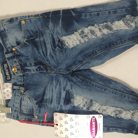 Diamante - Picture 5 of 14